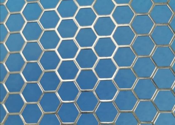 Taille du trou 100 mm Feuille perforée hexagonale Séparation de filtration efficace dans les industries