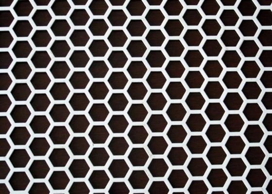 Taille du trou de la feuille de maille perforée en aluminium anodisant de 0,1 mm à 100 mm