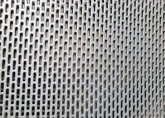 Normes ISO 9001 Faisceau métallique galvanisé perforé pour la décoration