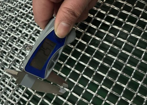 0.03-50.8mm Maillage de taille de fil d'acier pour une performance de filtrage efficace