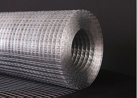 Largeur de la grille métallique soudée électro-galvanisée 0,5 m-2,5 m Parfait pour l'escrime