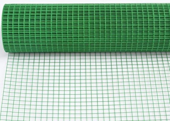 Le réseau de fil de fer soudé en PVC revêtu de trous carrés pour des besoins de protection différents