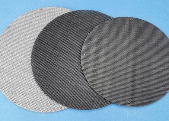 Filtres multicouches en treillis métallique assurant la filtration pour diverses applications industrielles
