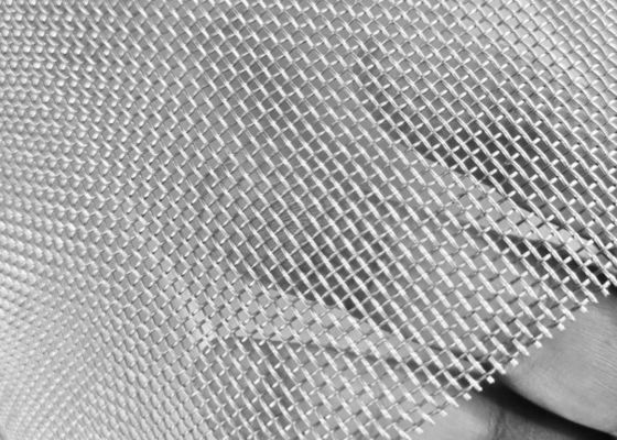 Filtre en acier inoxydable de 30 m de largeur de rouleau standard avec un nombre de mailles de 2-2800 et certifié ISO9001 pour de larges applications